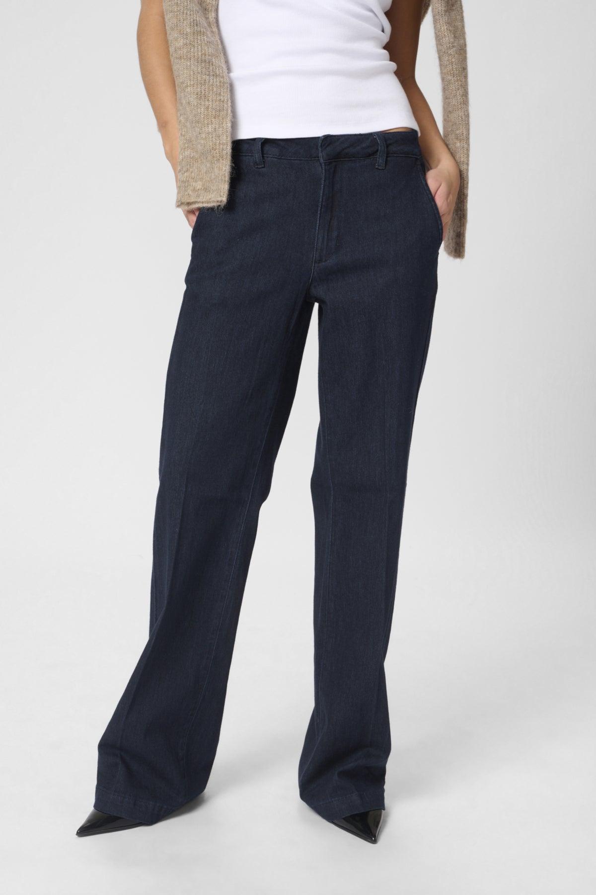 My Essential Wardrobe - 30 The Lara Pants 115 - Jeans - HUSET Men & Women