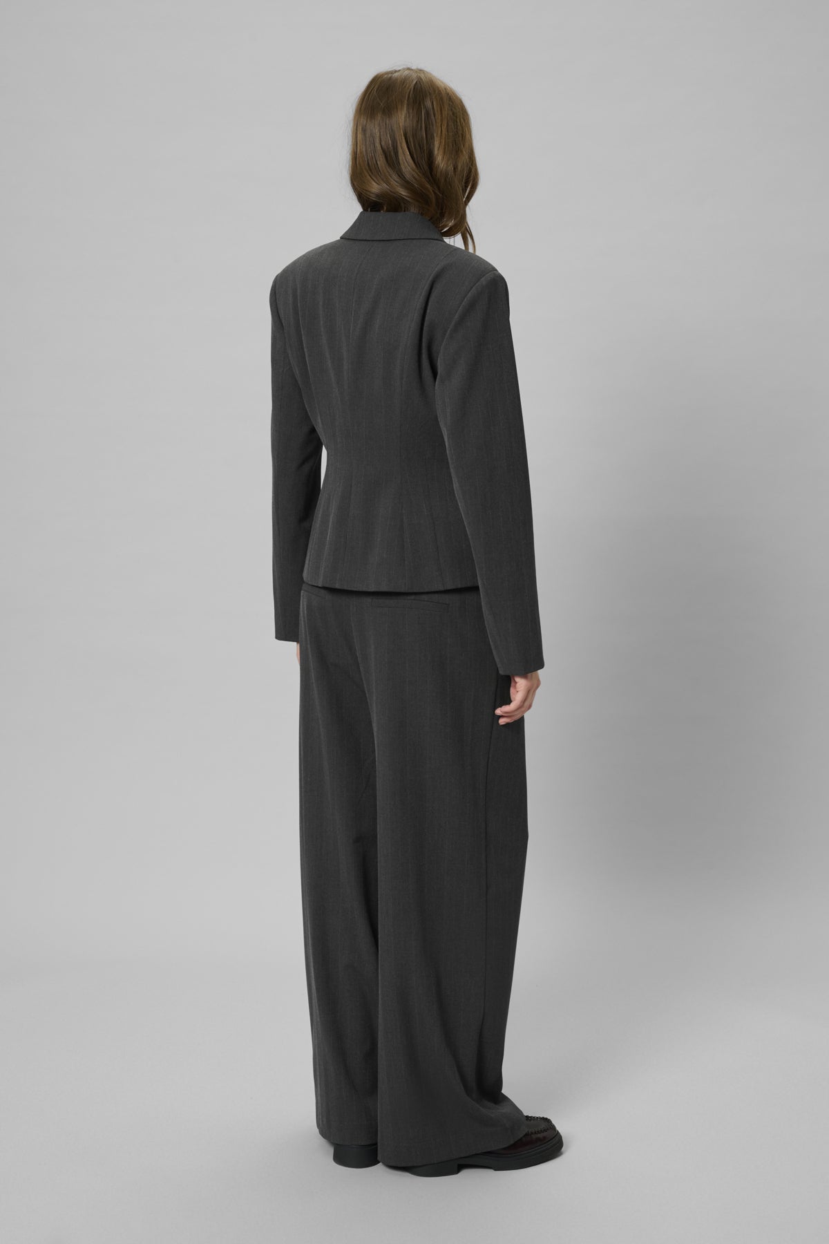 My Essential Wardrobe Luna - Shaped blazer - HUSET Men & Women - My Essential Wardrobe