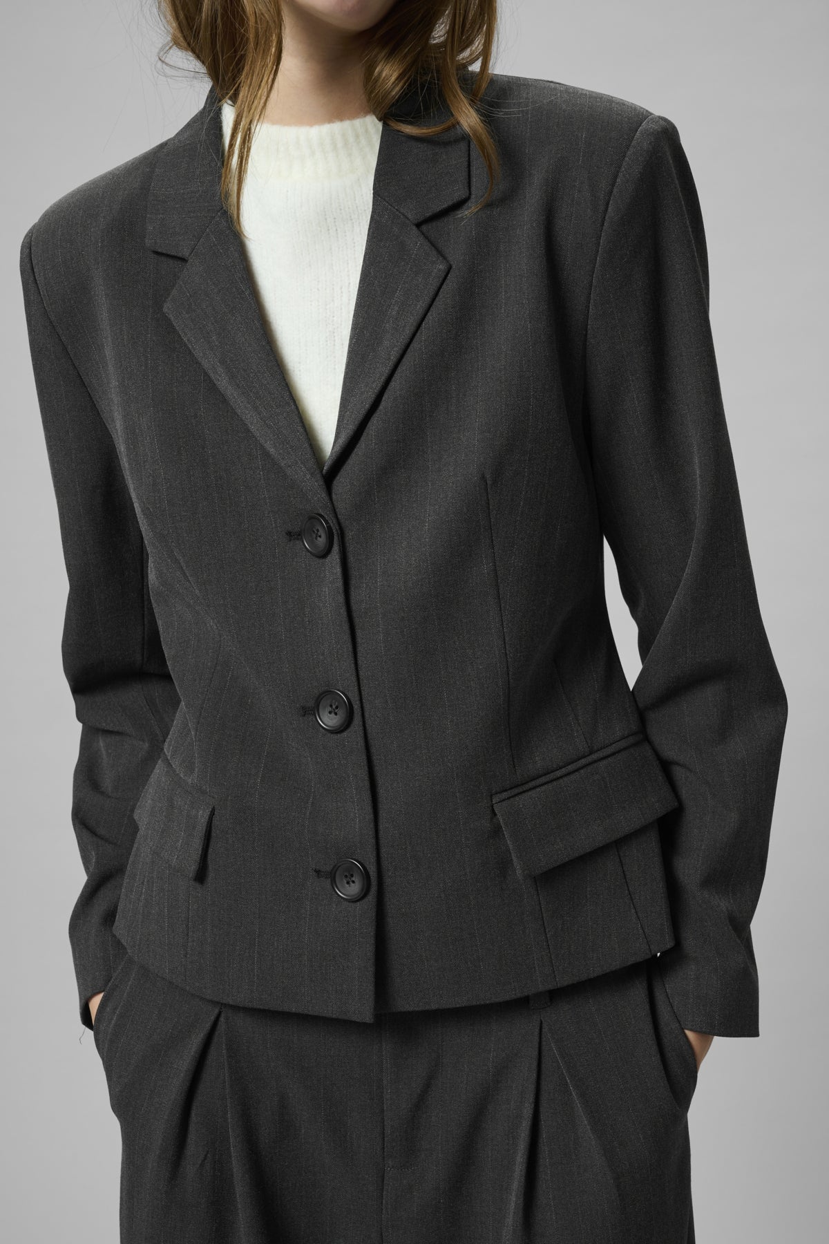 My Essential Wardrobe Luna - Shaped blazer - HUSET Men & Women - My Essential Wardrobe
