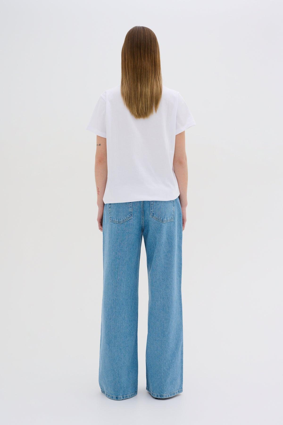 My Essential Wardrobe Seattle - Logo tee - HUSET Men & Women