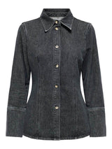 Only Nara - Faconsyet denimskjorte - HUSET Men & Women