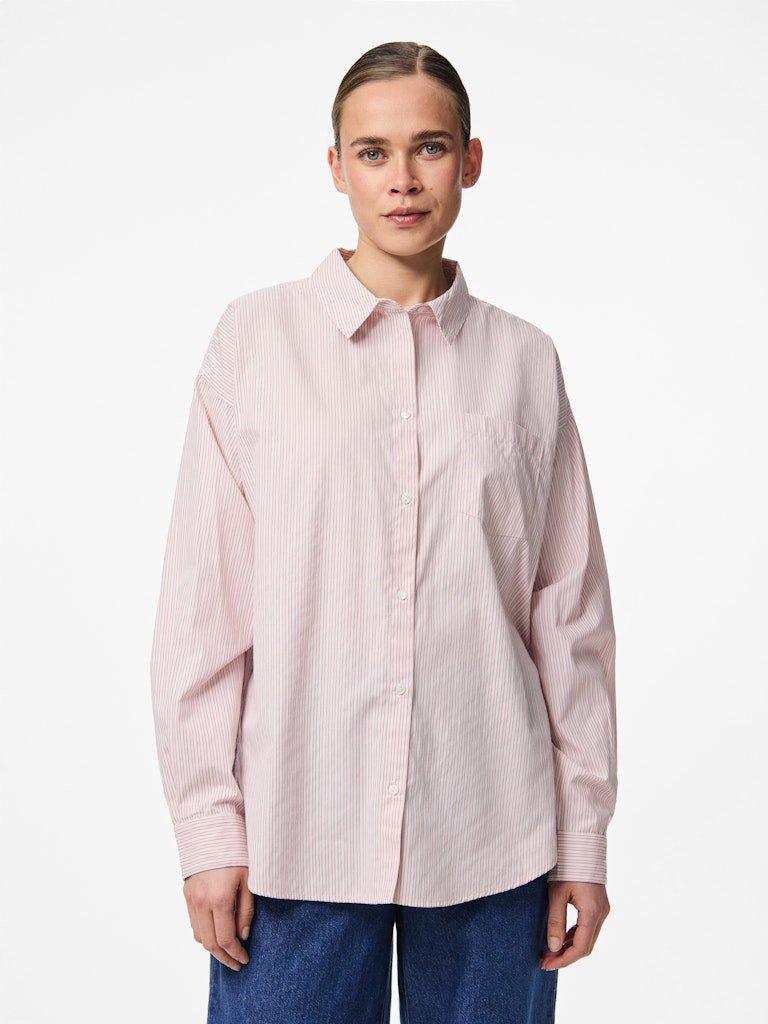 Pieces Femme - Loose fit skjorte - HUSET Men & Women