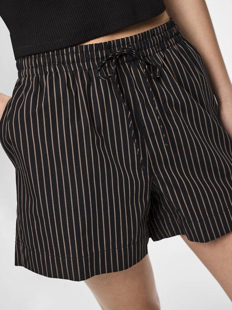 Pieces Penny - Shorts - HUSET Men & Women