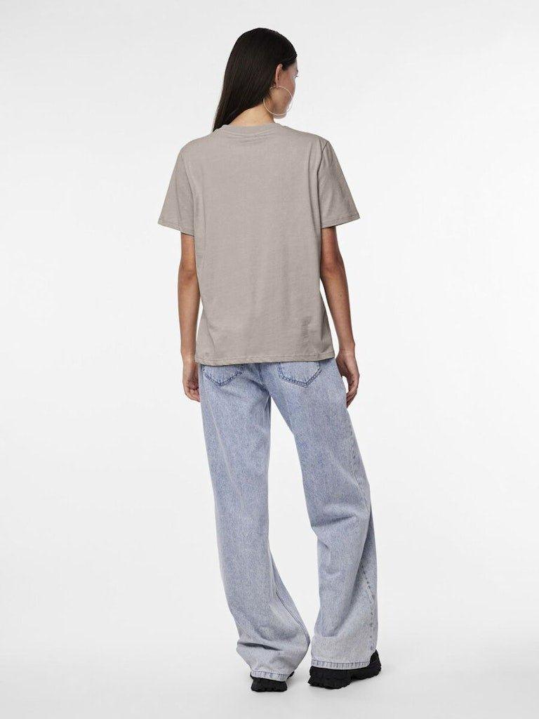 Pieces Ria - Basis t-shirts i økologisk bomuld - HUSET Men & Women