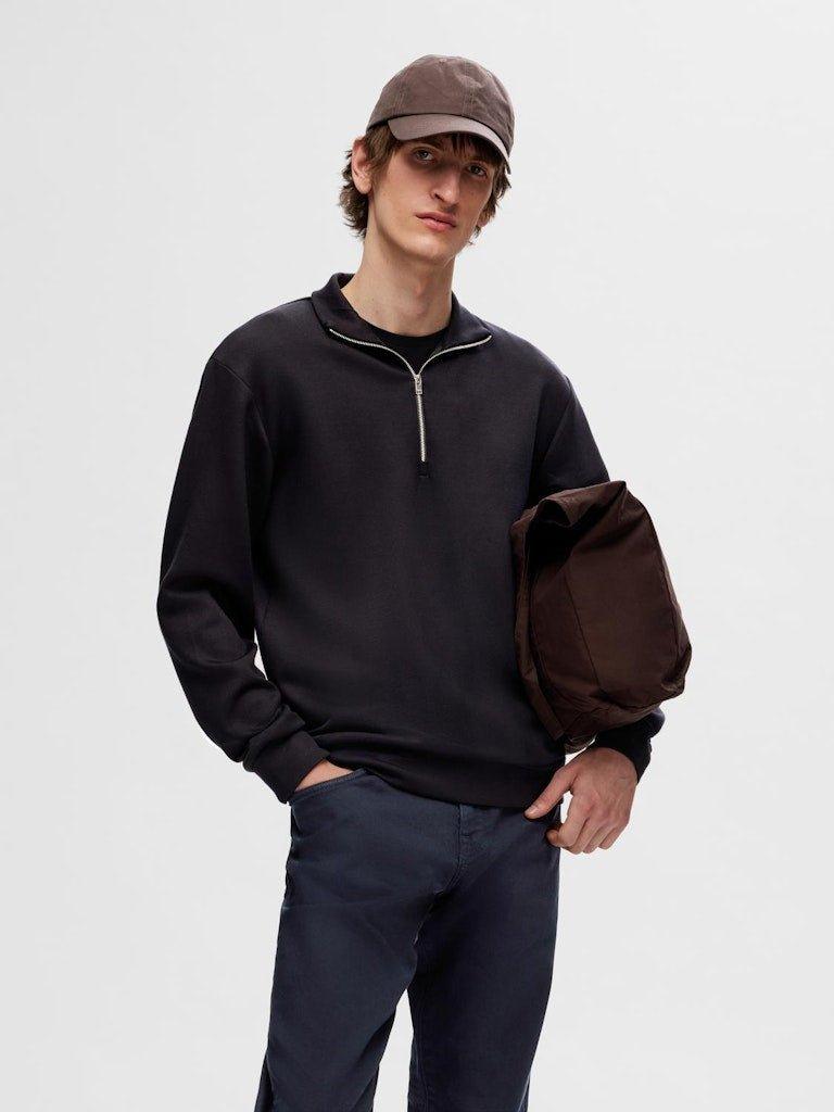 Selected Homme Emanuel - Blød højhalset sweat shirt i regular fit - HUSET Men & Women