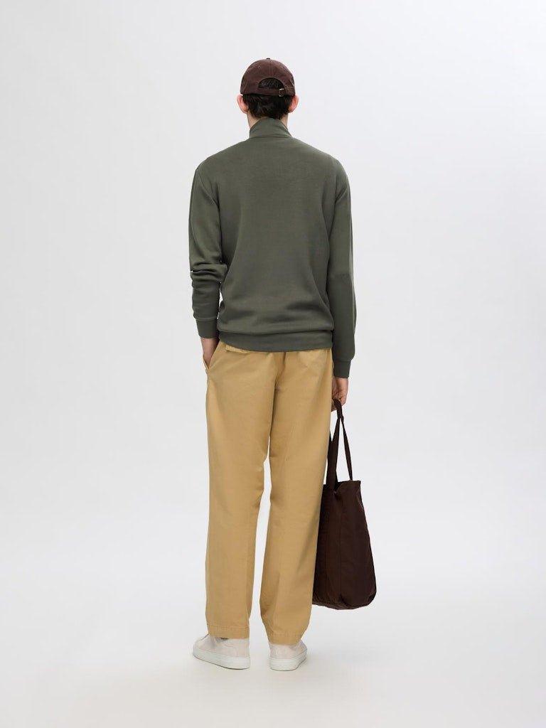 Selected Homme Emanuel - Blød højhalset sweat shirt i regular fit - HUSET Men & Women