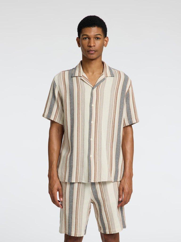 Selected Homme Sal - Relaxed fit kortærmet skjorte - HUSET Men & Women