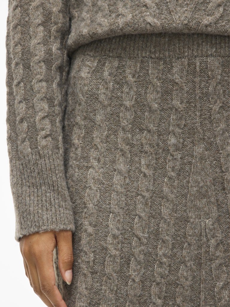 Vila Relli - Lang cable nederdel - HUSET Men & Women - Vila