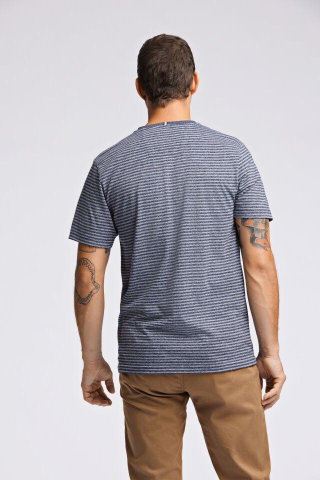 Bison - Stribet T-shirt - HUSET Men & Women