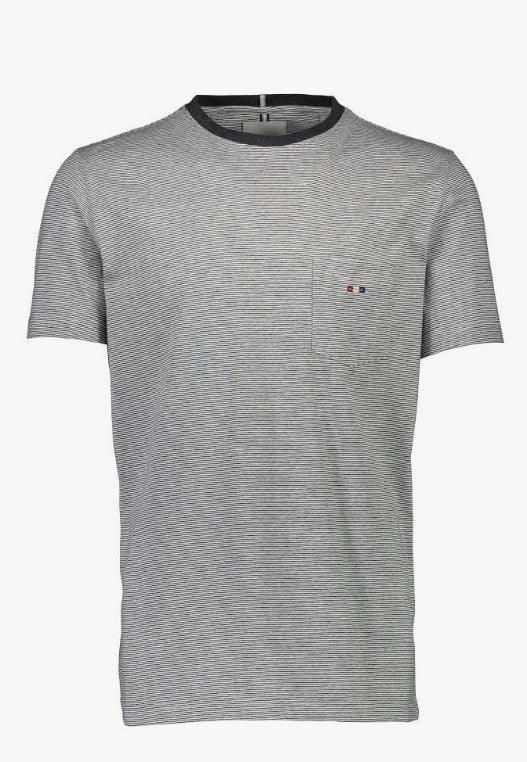 Bison - Stribet T-shirt - HUSET Men & Women