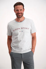 Bison - Stribet T-shirt m. print (S - 3XL) - HUSET Men & Women