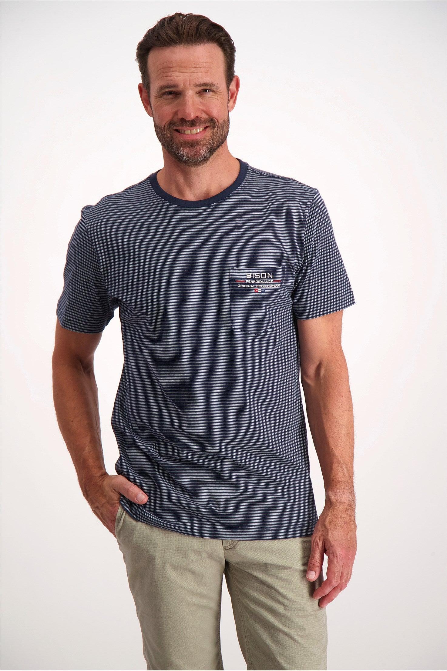 Bison T-shirt - Stribet med brystlomme (S-3XL) - HUSET Men & Women