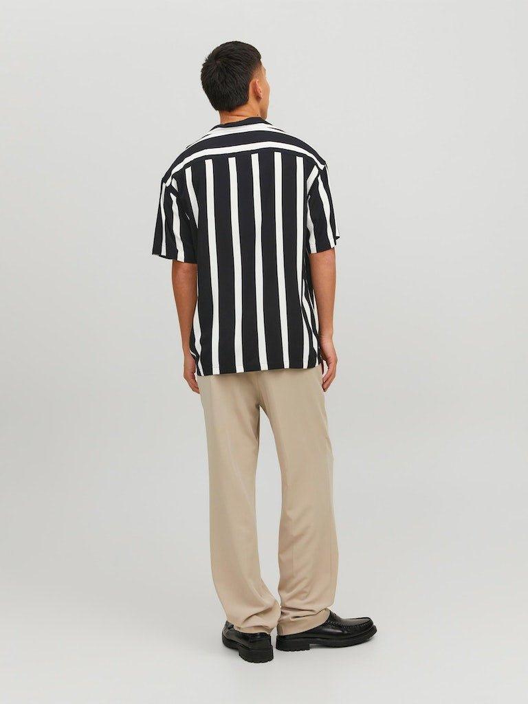 Jack & Jones Jeff - Stribet kortærmet skjorte i relaxed fit - HUSET Men & Women