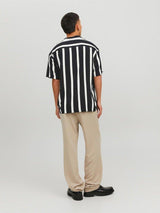 Jack & Jones Jeff - Stribet kortærmet skjorte i relaxed fit - HUSET Men & Women