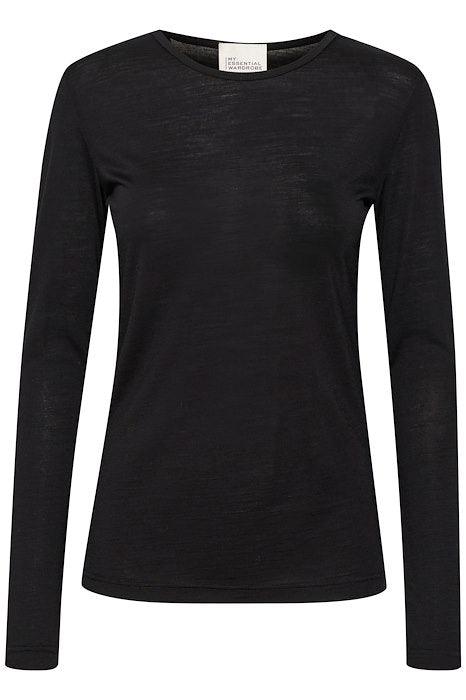 My Essential Wardrobe 10 - Uld tee - HUSET Men & Women