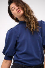 My Essential Wardrobe 21 - The puff blouse - HUSET Men & Women (7983401959676)