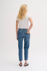 My Essential Wardrobe - 34 The Mommy jean - HUSET Men & Women