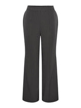 Pieces Bossy - Stribede habitbukser - HUSET Men & Women