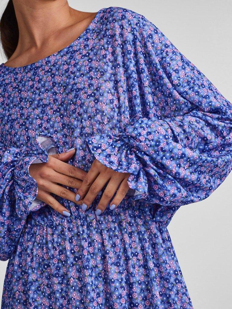 Pieces Gweno - Midi kjole - HUSET Men & Women