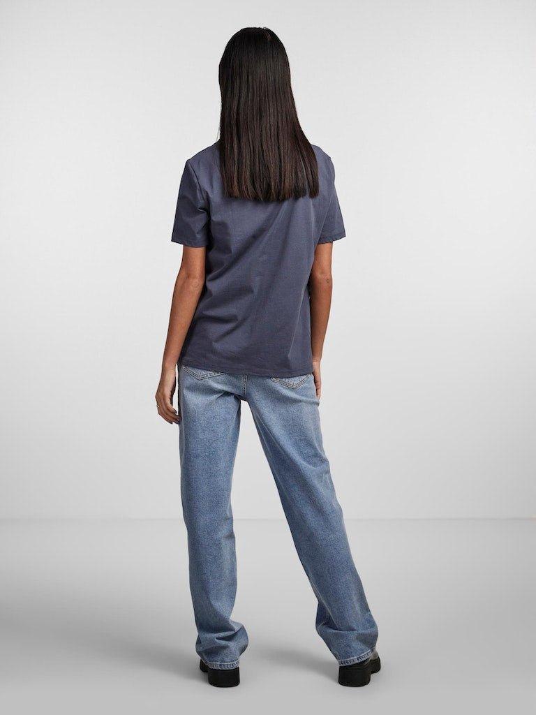 Pieces Ria - Basis t-shirts i økologisk bomuld - HUSET Men & Women
