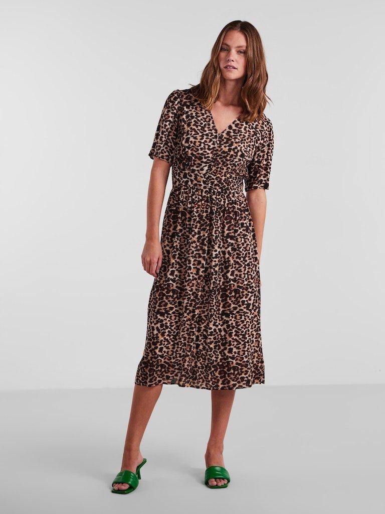 Pieces Tala - Midi kjole - HUSET Men & Women