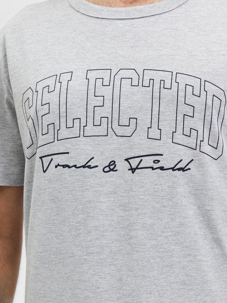 Selected Homme Bene - Relax fit T-shirt med logo - HUSET Men & Women