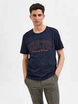 Selected Homme Bene - Relax fit T-shirt med logo - HUSET Men & Women