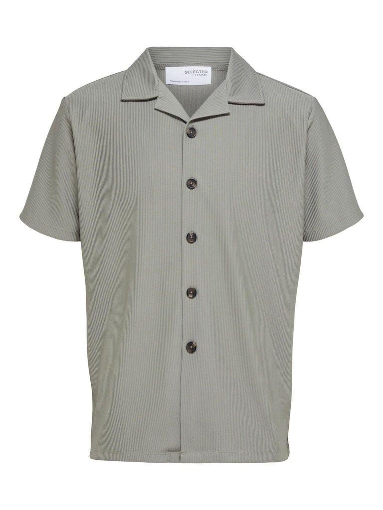 Selected Homme Resort - Kortærmet loose fit skjorte - HUSET Men & Women