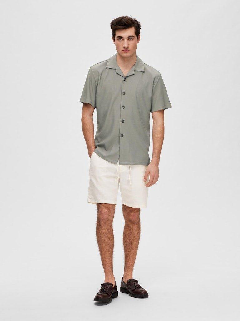 Selected Homme Resort - Kortærmet loose fit skjorte - HUSET Men & Women