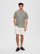 Selected Homme Resort - Kortærmet loose fit skjorte - HUSET Men & Women