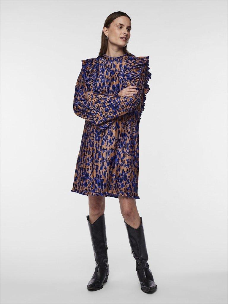 YAS Swirl - Plisse kjole - HUSET Men & Women